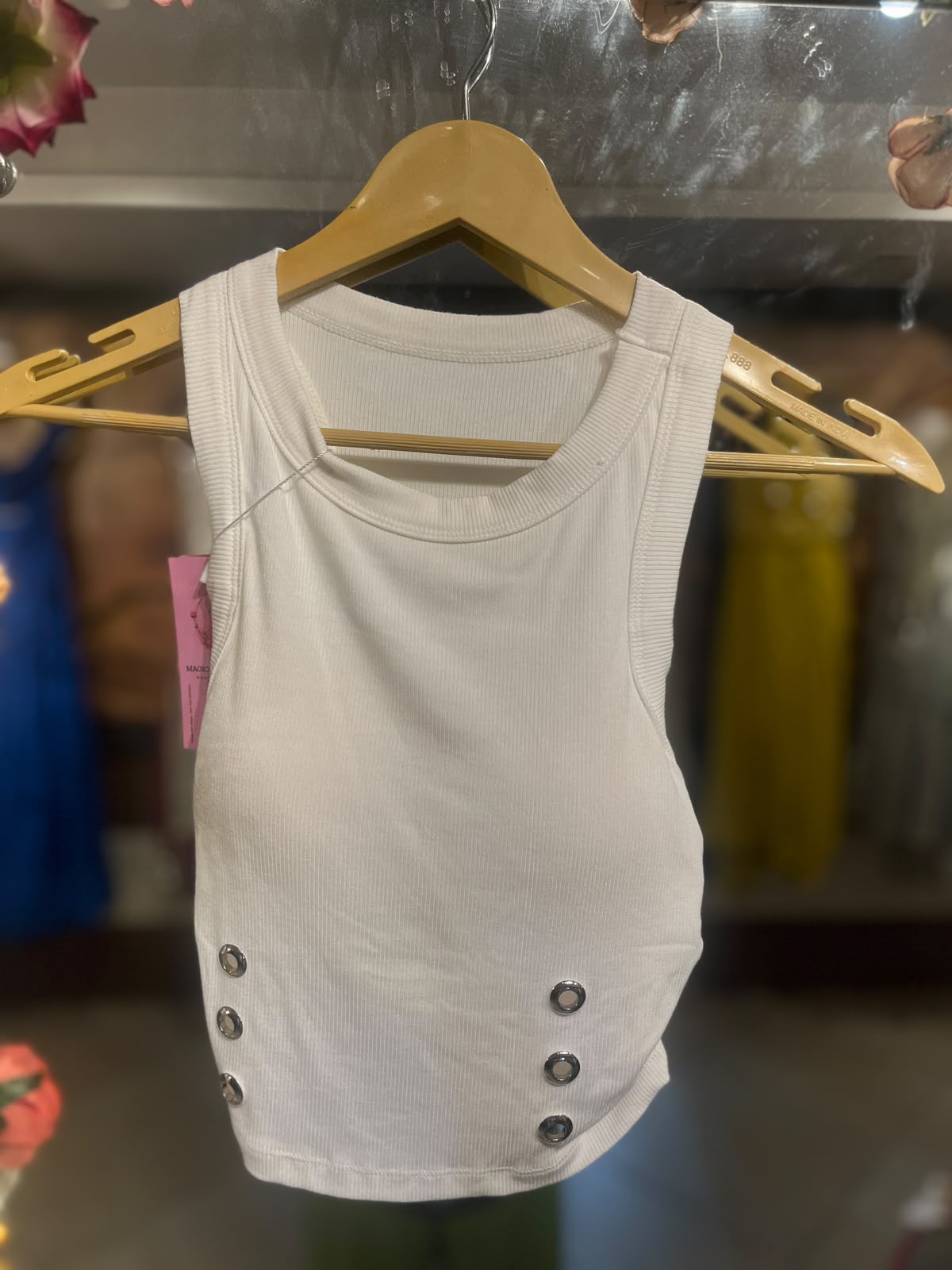 crop top