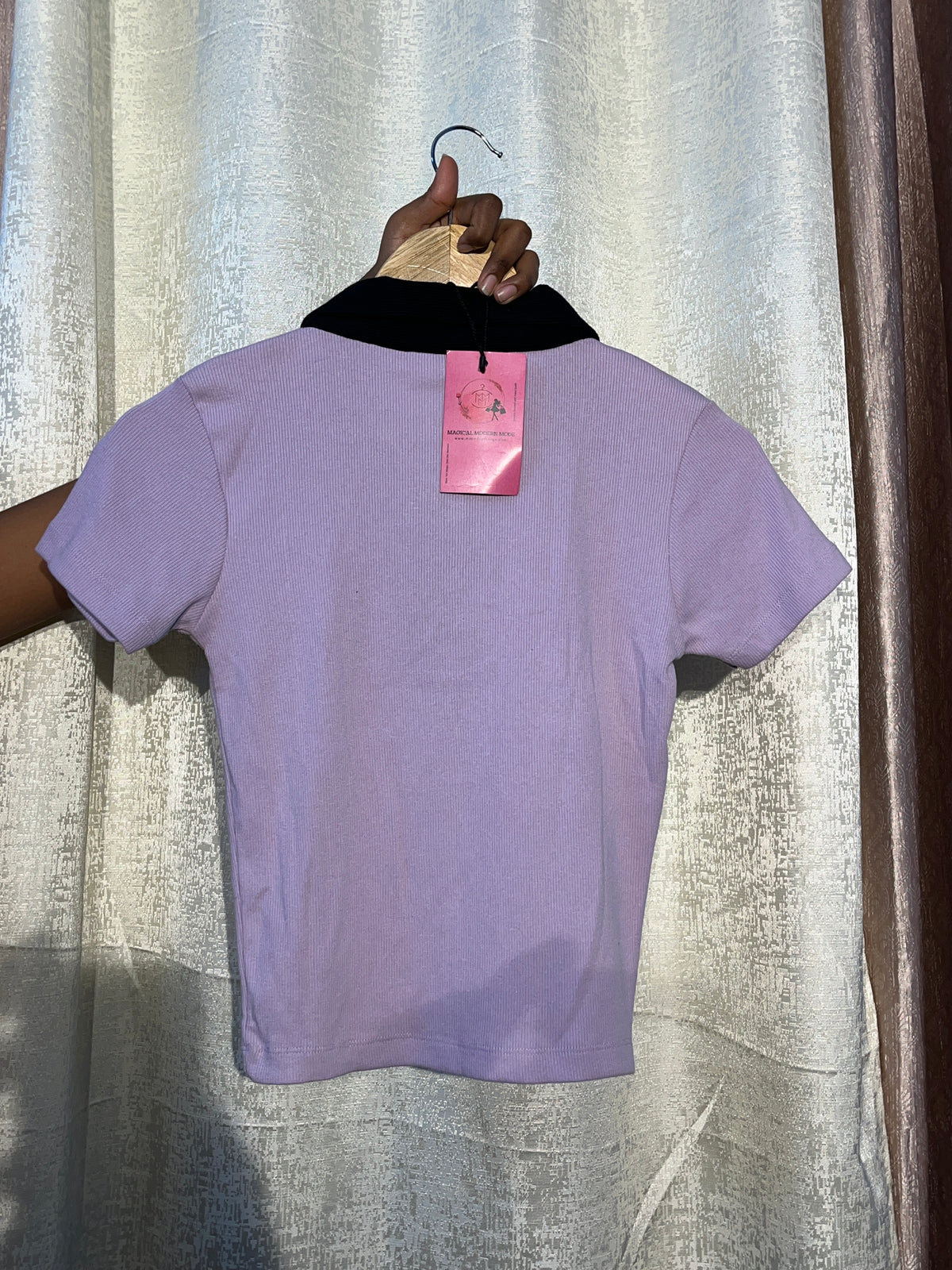 crop-shirt-and t shirt