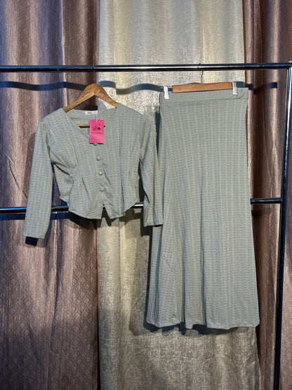 c0-ord-set with- skirt