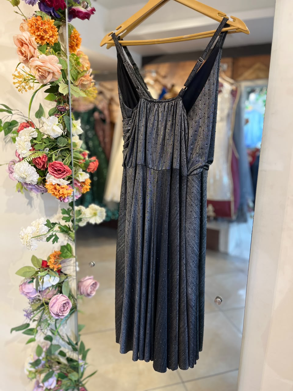 sleevless maxi